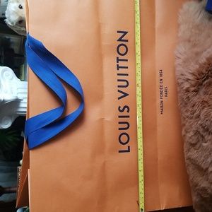 LOUIS VUITTON BAG